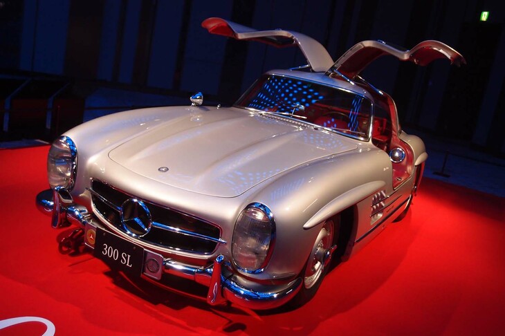 メルセデス・ベンツ300SL