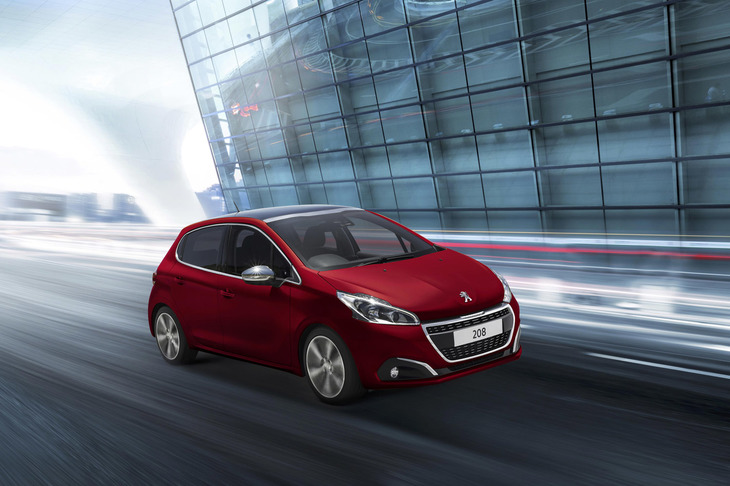 プジョー208アリュール ファンエディション