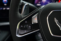 「Zモード」はステアリングホイールの専用スイッチにより、ワンタッチで呼び出すことが可能だ。