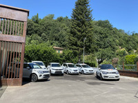 スズキ販売店の支店が入っていた建物は……。（2020年7月撮影）