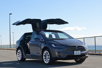 テスラ・モデルX P100D