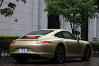 991型と呼ばれる7代目の「ポルシェ911」は、2011年9月のフランクフルトショーにて初登場。同年11月には日本市場でも受注が開始された。
    