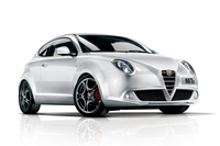 こちらは、装備充実の「ミト コンペティツィオーネ」。
    