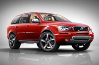 「ボルボXC90」
    ボルボのクロスオーバーSUVラインの中で、最も大型なのが「XC90」。2002年のデビューで、現在日本で販売されているのは3.2リッター直列6気筒エンジンを横置きにした四輪駆動モデルのみ。