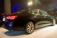 マセラティ、新型「クアトロポルテ」を発売の画像