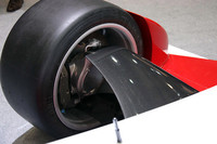 エアロダイナミクスの洗練が各部にみられる。