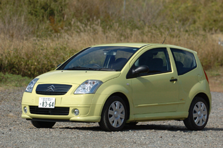 シトロエンC2 1.4 VTR……183万7500円「サクソ」の後継車種として登場した、今のところシトロエン最小のモ...