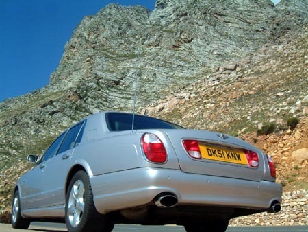 ベントレー・アルナージT（4AT）【海外試乗記】 これはもうスポーツだ