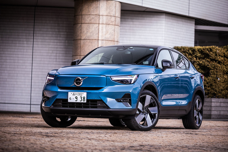 2022年1月に日本導入が発表された、ボルボ初の電気自動車専用モデル「C40リチャージ」。販売はオンラインでのみ行われる。