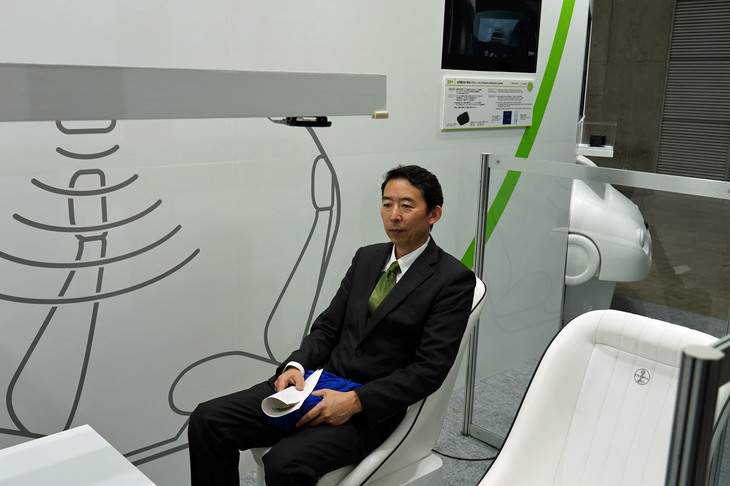 後部座席を対象としたヴァレオの幼児置き去り検知システム。天井に付けられたセンサーで検知し、生体を乗せたままにすると警告する。2022年にはユーロNCAPで加点対象となることが決まっており、搭載車量は安全性の評価が高まることになる。