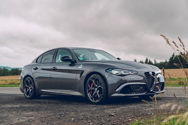 アルファ・ロメオ・ジュリア クアドリフォリオ