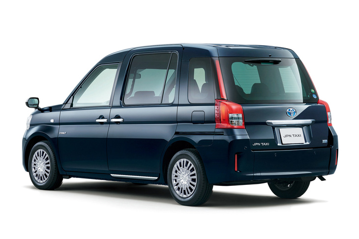 既存のタクシー専用車との類似性を感じさせる「ジャパンタクシー」だが、そのプラットフォームは、実はコンパクトミニバンの2代目「シエンタ」である。