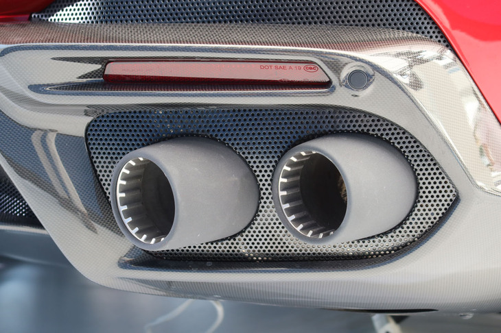 フェラーリ・アマルフィ（マフラーエンド）