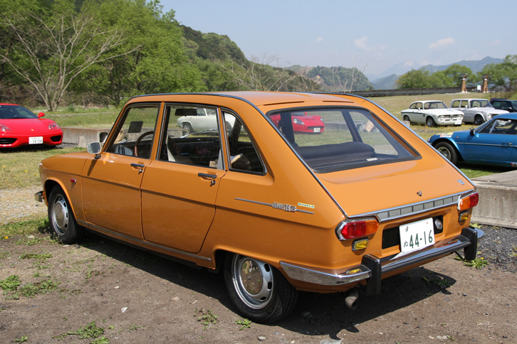 「ルノー16TS」のリアビュー。この個体の前オーナーはフランス本国のオーナーズクラブの会長だったそうで、オリジナル性の高さ、コンディションともにすばらしい。