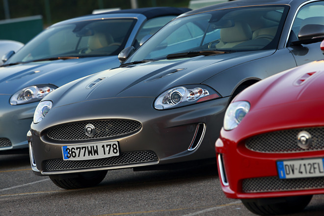 ジャガーXKR（FR/6AT）/XFR（FR/6AT）【海外試乗記】