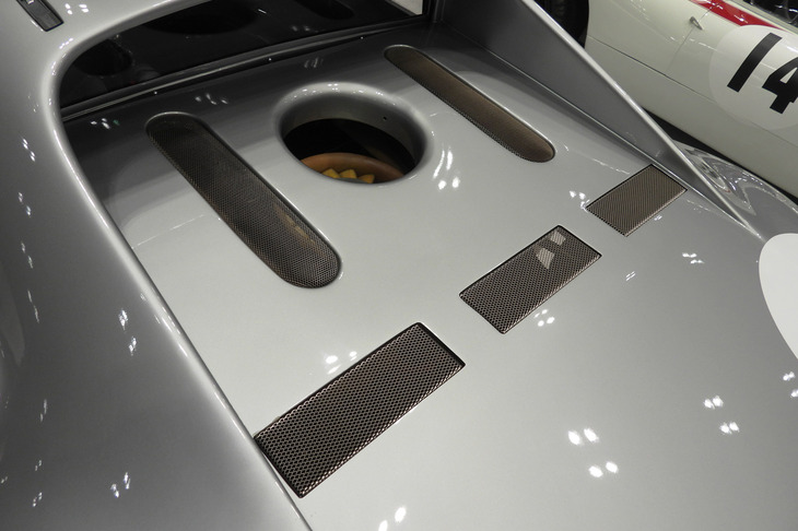 ポルシェ904-8（1964年）