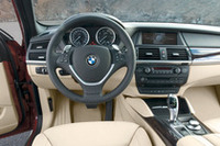 BMW、新型車「X6」の写真＆概要を発表！の画像