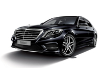 「メルセデス・ベンツS550ロング エディション1」
    