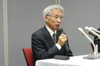 中尾氏はスクリーニング検査について「人為的ミスを誘発する工程であったことは反省したい」とコメント。車載状態におけるバッテリーの安全性について問われると、4月10日の記者会見と同じく「今回のような不具合が発生する可能性はない」と回答した。