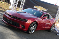 「シボレー・カマロLT RS」