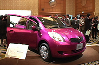 【Movie】トヨタ新型｢ヴィッツ｣、驚愕のシートアレンジの画像