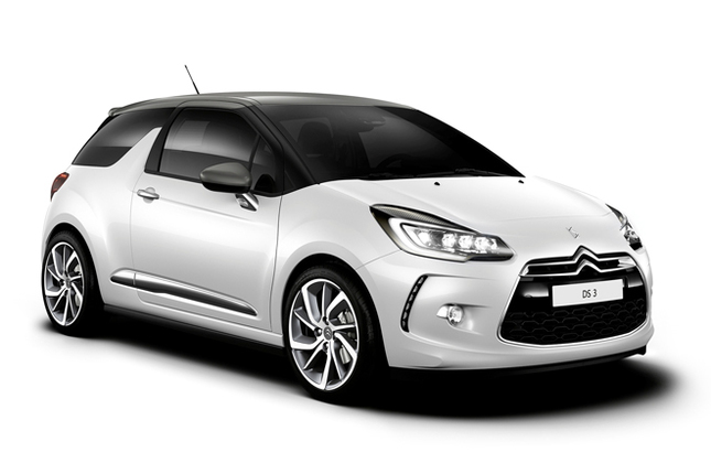 「DS 3 New Light Signature（ニューライトシグネチャー）」
