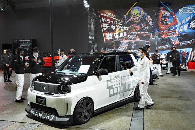 2026年東京オートサロン 限定　Inno 2台セット 東京オートサロン2026に行ってきた！ 相変わらず人多すぎ😂 まずはZ