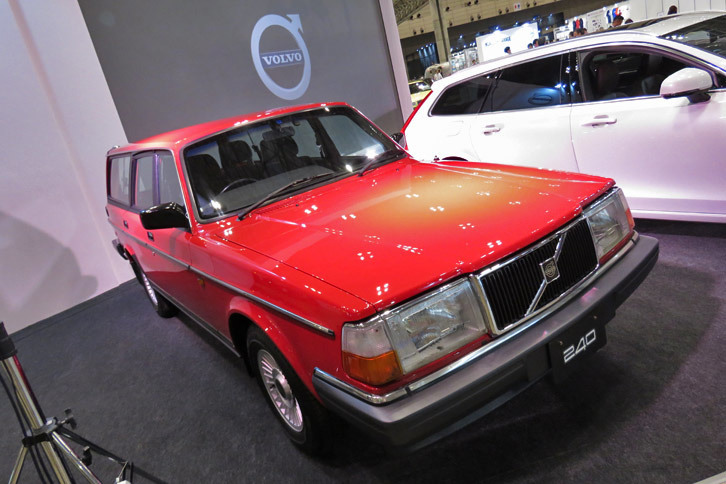 ボルボ240GLワゴン