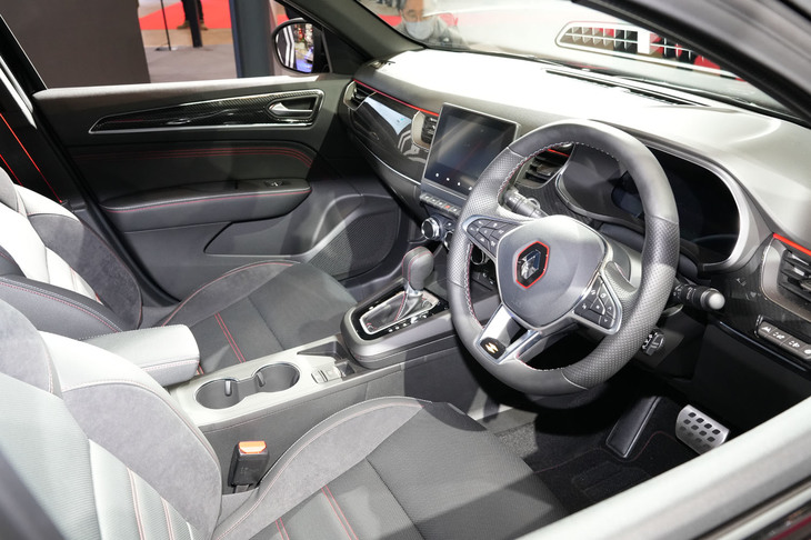 ルノー・アルカナ