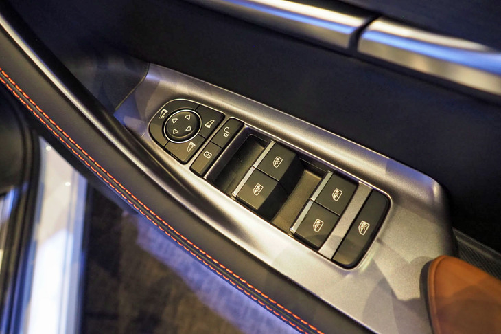 BYDシーライオン6（パワーウィンドウスイッチ）