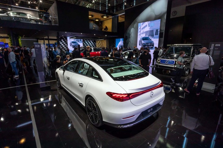 メルセデス・ベンツEQE350