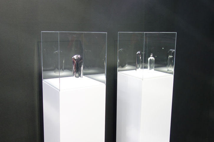 資生堂と共同開発されたSOUL of MOTION。会場では香りを体感することができる。