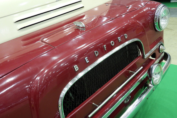 ベッドフォードCAドーモビル（1961年）／Classic Camper Japan by RANGERS