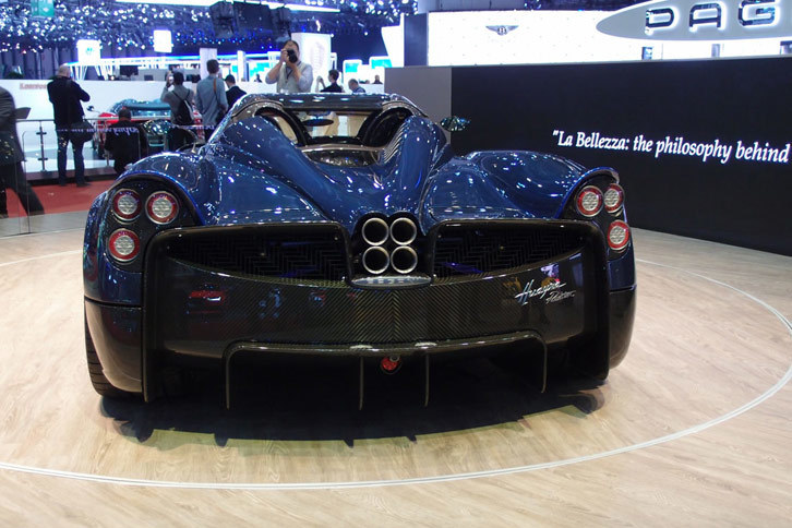 パガーニ・ウアイラ ロードスター