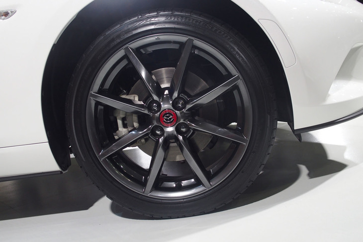 マツダ・ロードスター100周年特別記念車