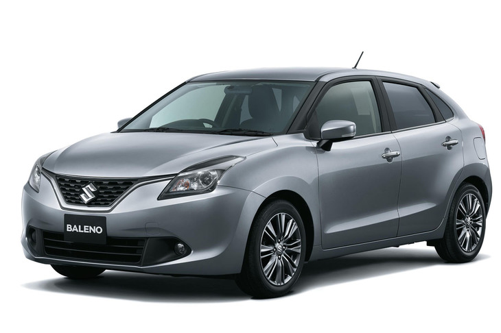 1リッターターボエンジンを搭載する「スズキ・バレーノXT」。