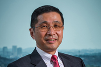 日産自動車の社長がゴーン氏から西川氏に交代