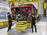 日本で販売されたランボルギーニ車の約半数を占めるなど、2019年は同ブランドの躍進に貢献した「ウルス」。現在、着々と生産が進められている。