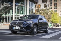 メルセデス・ベンツEQC400 4MATIC（4WD）【海外試乗記】