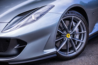 今回の試乗車には前275/35ZR20、 後ろ315/35ZR20サイズの「ミシュラン・パイロットスポーツ4 S」タイヤが装着されていた。ホイールは鍛造10本スポークデザインの20インチ「ダイヤモンドリム」。