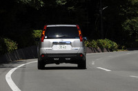 全開でアクセルを踏んでも、排出ガス中の黒煙は皆無。ディーゼル特有の排気ガスの匂いも感じない。