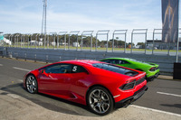 フィリップアイランド・サーキットには、大きく回り込む中高速コーナーが多い。ハンドリングを見極めるには絶好のコースだ。