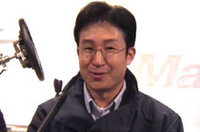 
	車両コンポーネント開発本部シャシー開発部、第1シャシー開発グループの小宮勝行主任
	 