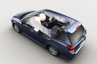 合計6個のSRSエアバッグシステムが標準装備される。