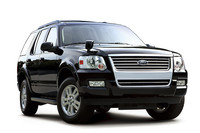 「フォード・エクスプローラー」にブラック内装の特別限定車の画像