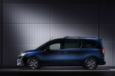 ルノーが「カングー」の3列シート7人乗りの特別仕様車「グ…