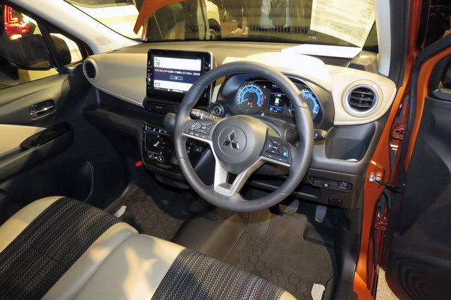 三菱ekワゴン Ekクロス 発表会の会場から 内装 外装など21枚 画像 写真 Webcg