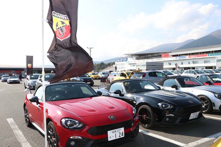 日・伊合作である「124スパイダー」も、全国各地から集結。若いオーナーが多く見受けられたのが印象的だった。