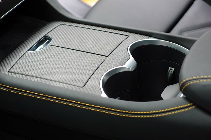 マセラティ・グレカーレ（センターコンソール）