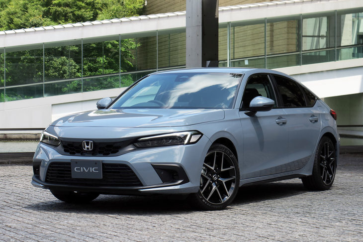 「ミツオカM55コンセプト」のベースとなる、現行型「ホンダ・シビック」。見比べてみると、とくにフロントまわりは全く似ていない。